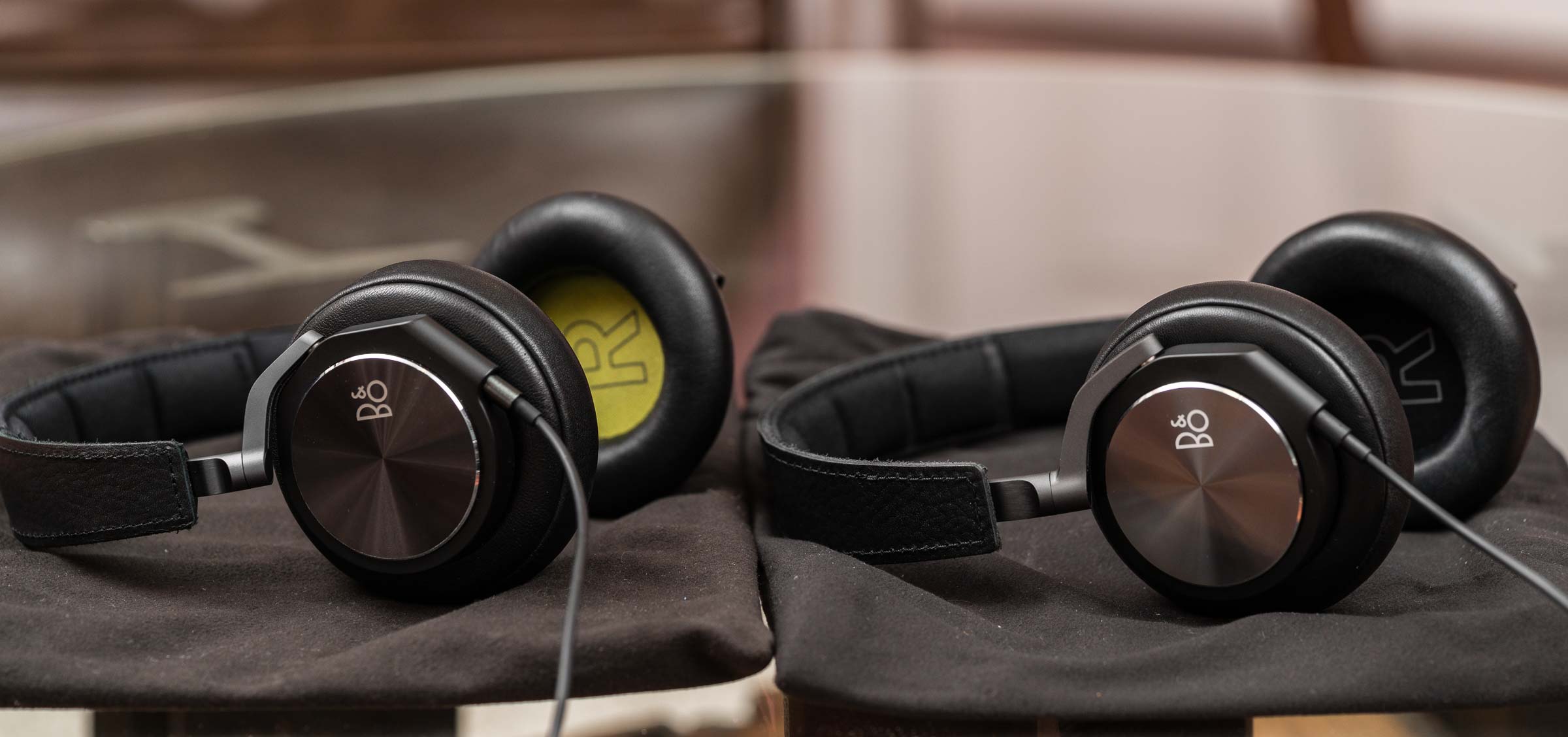 From marco.org, Bang & Olufsen BeoPlay H6 1st generation (left) and 2nd generation (right)