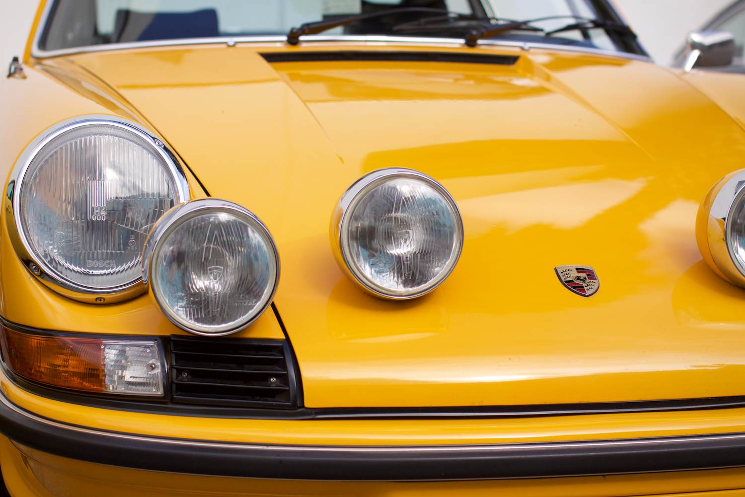Pre-impact bumper 911 at Luftgekühlt The event was ripe with long-hood's